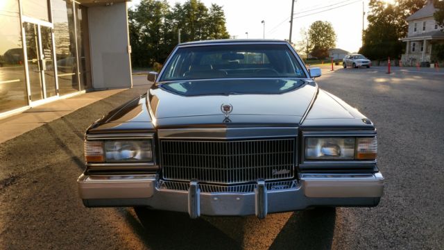 1991 Cadillac Brougham - photo 3