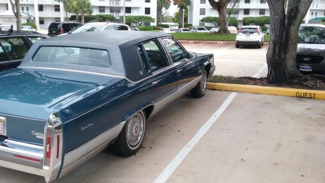 1991 Cadillac Brougham Base Sedan 4-Door - photo 11