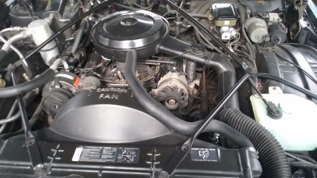 1991 Cadillac Brougham Base Sedan 4-Door - photo 6