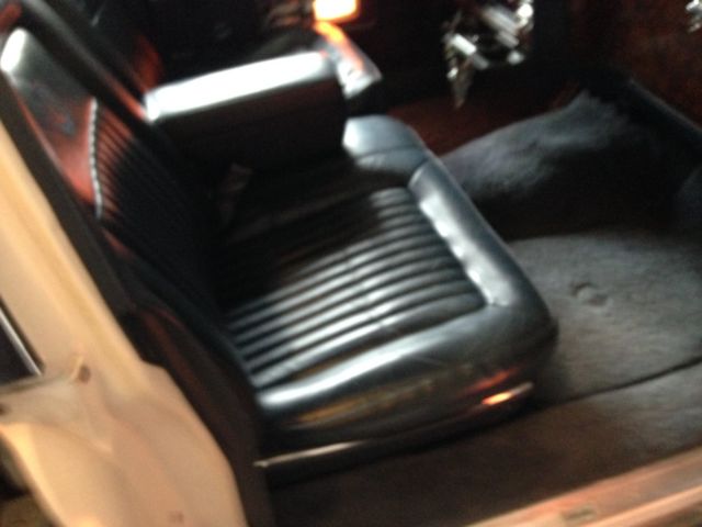 1991 Cadillac Brougham - photo 7