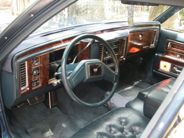 1991 Cadillac Brougham - photo 8