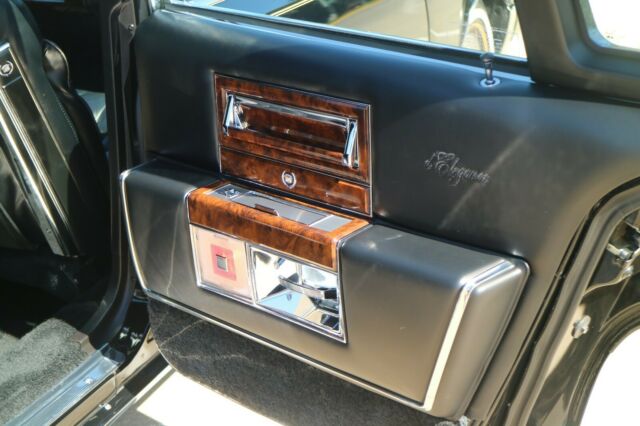 1991 Cadillac Brougham d'Elegance - photo 12