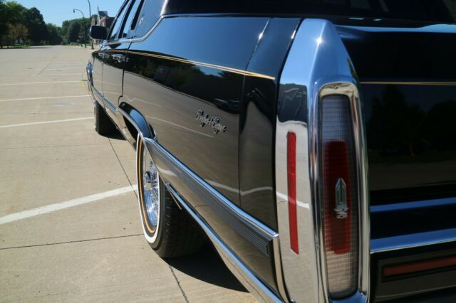 1991 Cadillac Brougham d'Elegance - photo 7