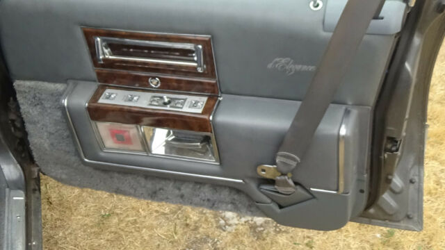 1991 Cadillac Brougham - photo 9