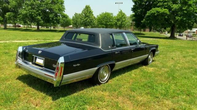 1991 Cadillac Brougham d'Elegance - photo 2