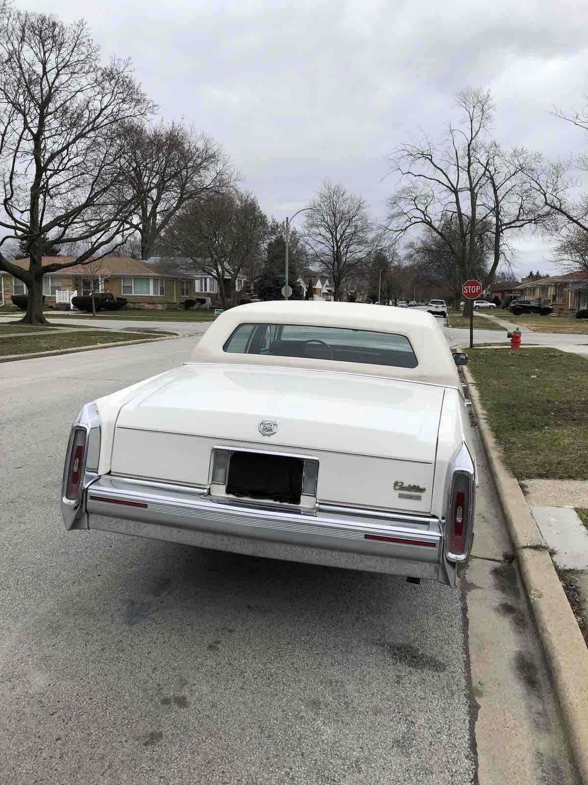 1991 Cadillac Brougham - photo 4