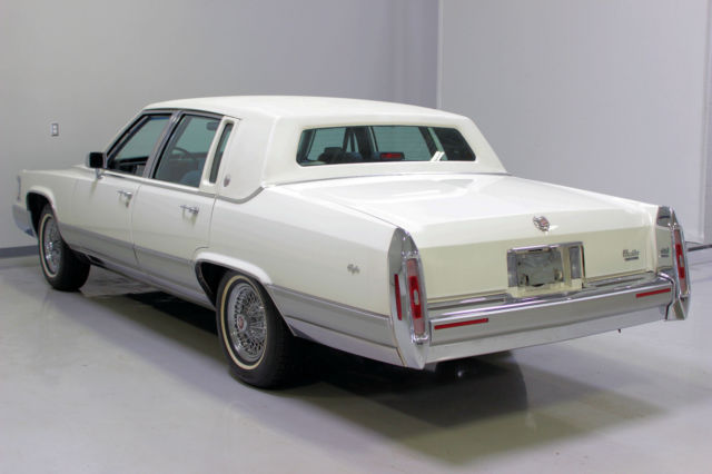 1991 Cadillac Brougham - photo 11