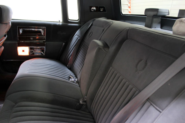 1991 Cadillac Brougham - photo 9