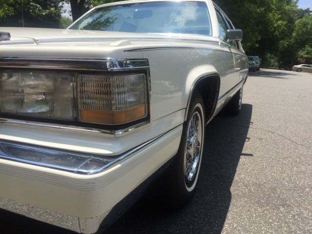 1991 Cadillac Brougham - photo 3