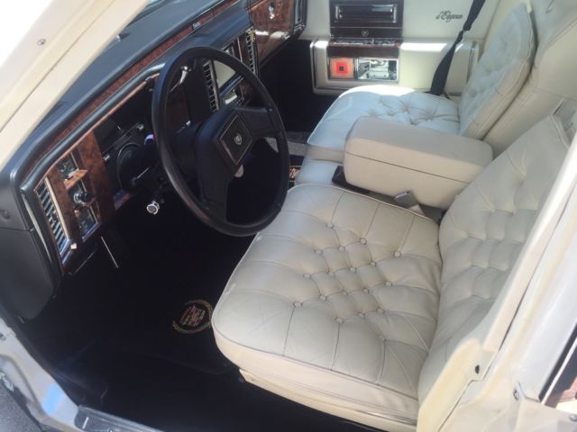 1991 Cadillac Brougham - photo 7