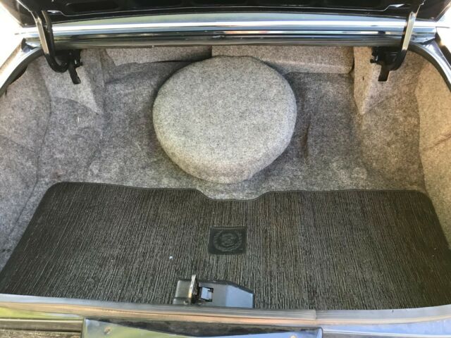 1991 Cadillac Brougham - photo 7