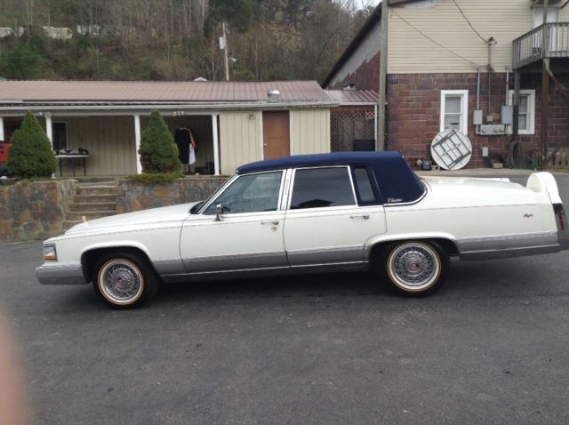 1991 Cadillac Brougham Gold - photo 8