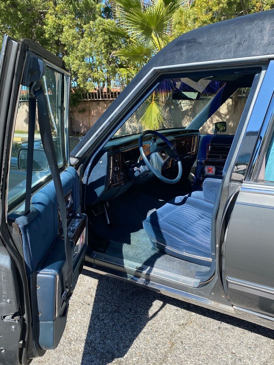 1991 Cadillac Brougham - photo 11