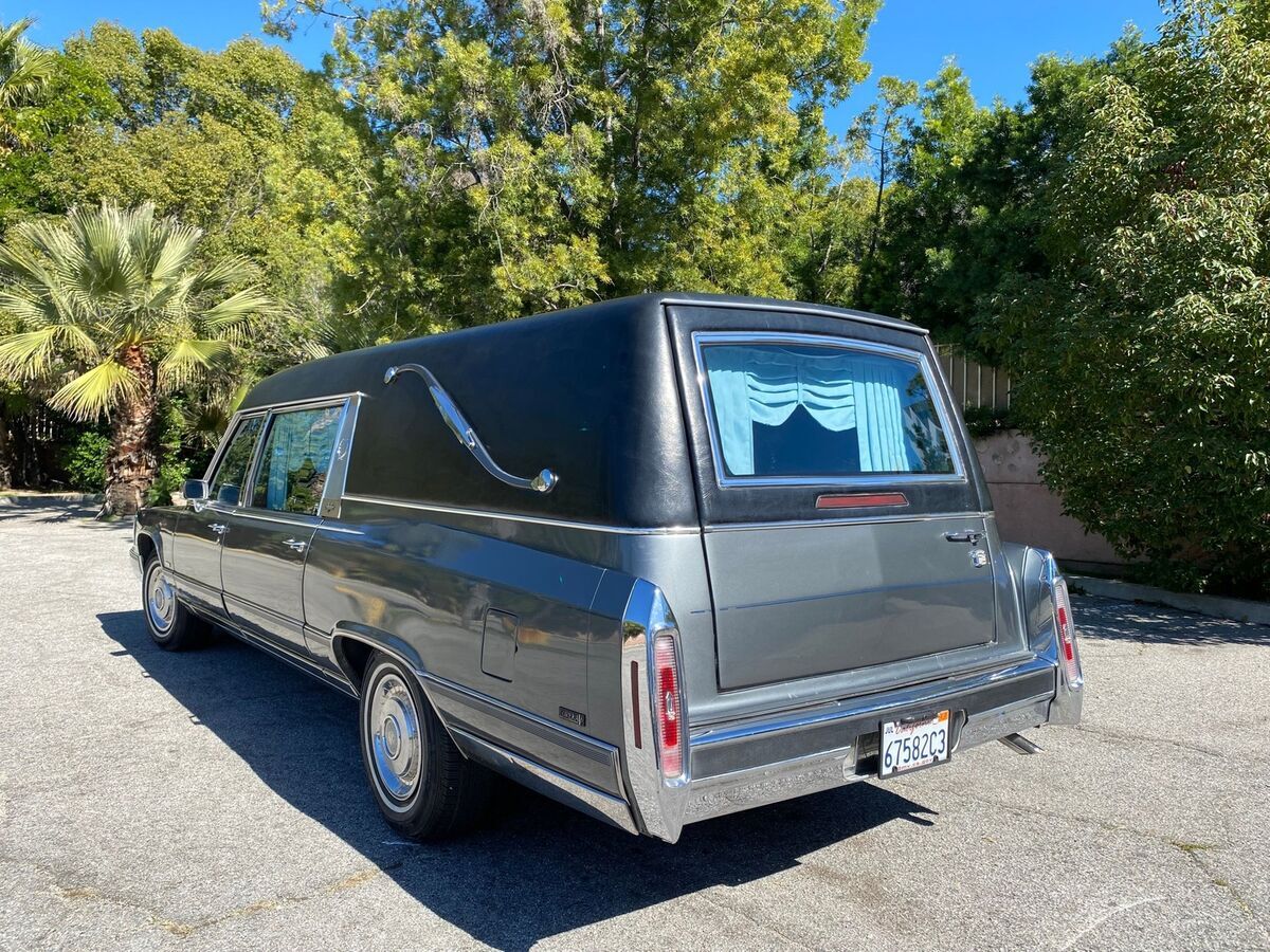 1991 Cadillac Brougham - photo 9