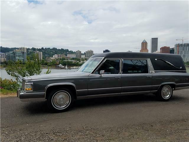 1991 Cadillac Brougham -- - photo 4
