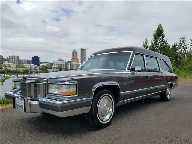 1991 Cadillac Brougham -- - photo 5