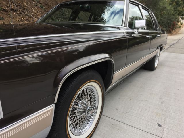 1991 Cadillac Brougham Brougham - photo 2