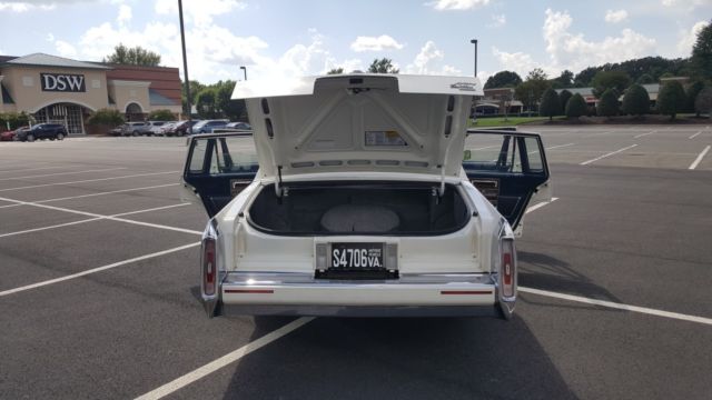 1991 Cadillac Brougham - photo 3