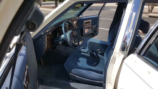 1991 Cadillac Brougham - photo 7