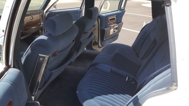 1991 Cadillac Brougham - photo 8