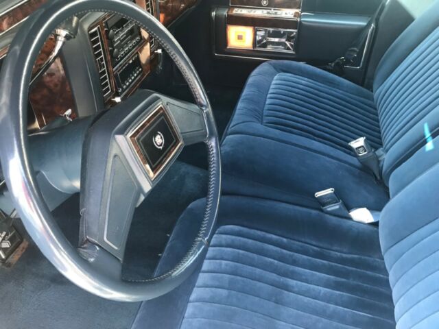 1991 Cadillac Brougham - photo 6