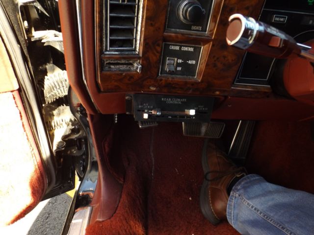 1991 Cadillac Brougham six door - photo 11
