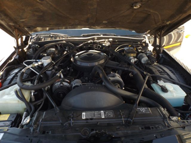 1991 Cadillac Brougham six door - photo 12