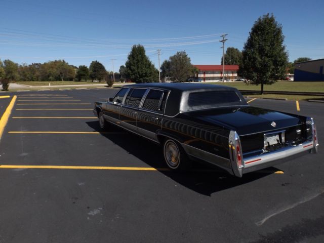 1991 Cadillac Brougham six door - photo 3