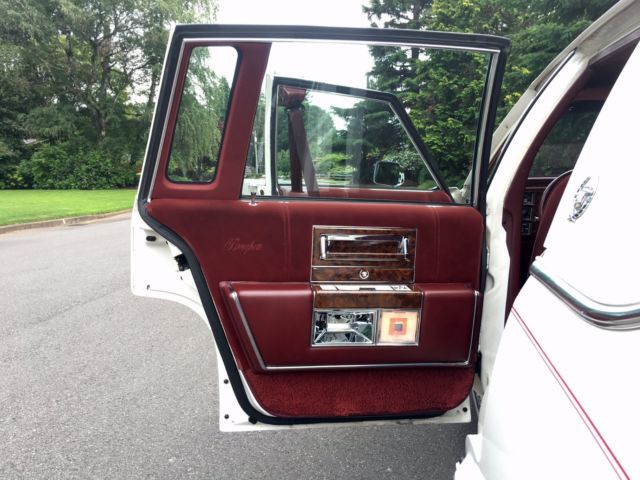 1991 Cadillac Brougham Fleetwood - photo 12