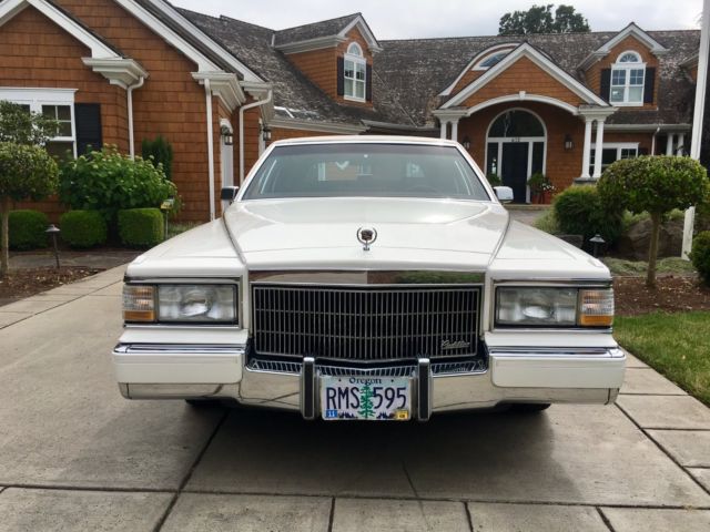 1991 Cadillac Brougham Fleetwood - photo 2