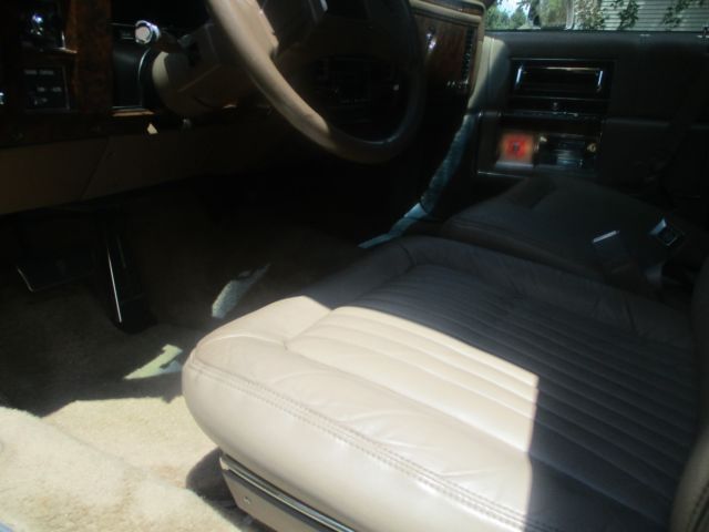 1991 Cadillac Brougham Brougham - leather - photo 12