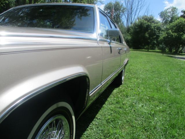 1991 Cadillac Brougham Brougham - leather - photo 5
