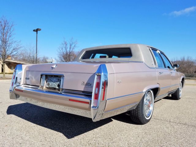 1991 Cadillac Fleetwood Brougham - photo 5