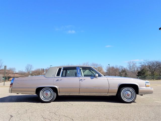 1991 Cadillac Fleetwood Brougham - photo 6