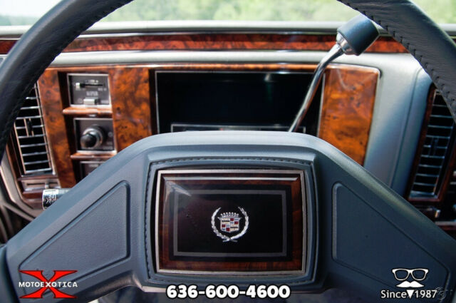 1991 Cadillac Brougham - photo 13