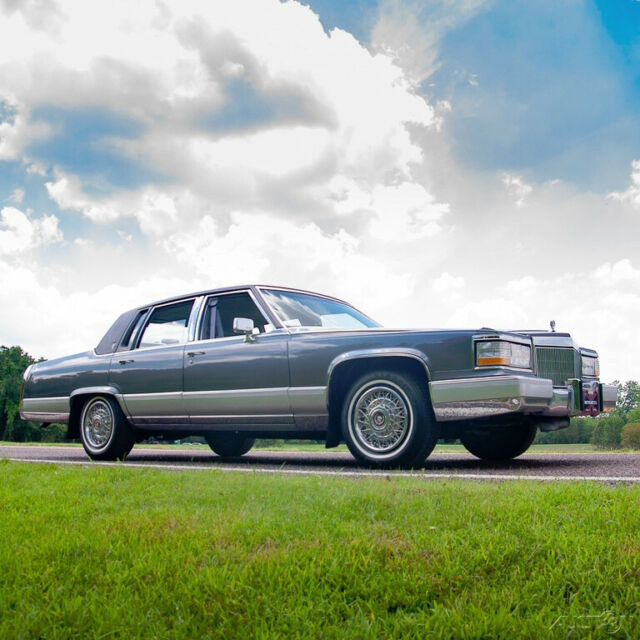 1991 Cadillac Brougham - photo 3