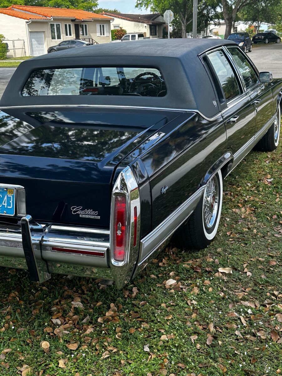 1991 Cadillac Brougham - photo 3