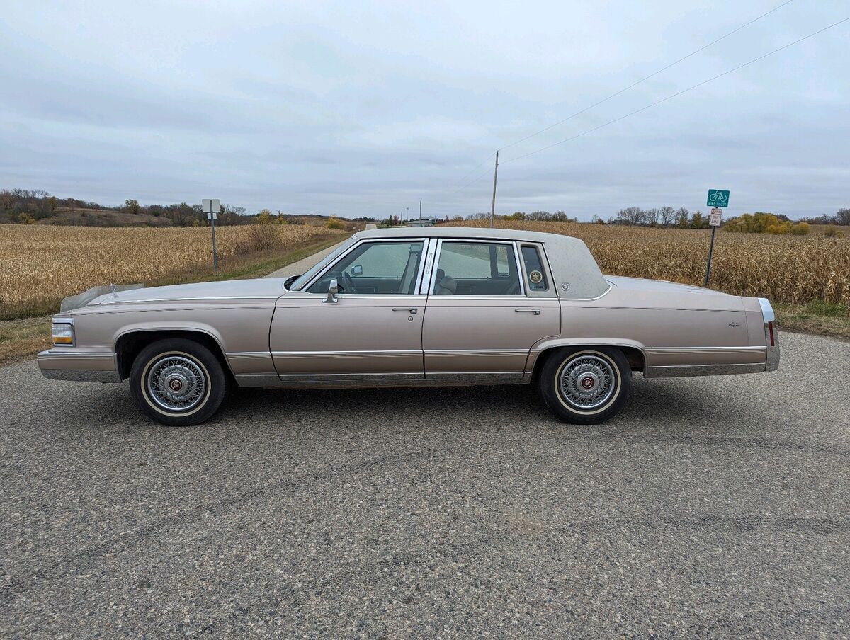 1991 Cadillac Brougham