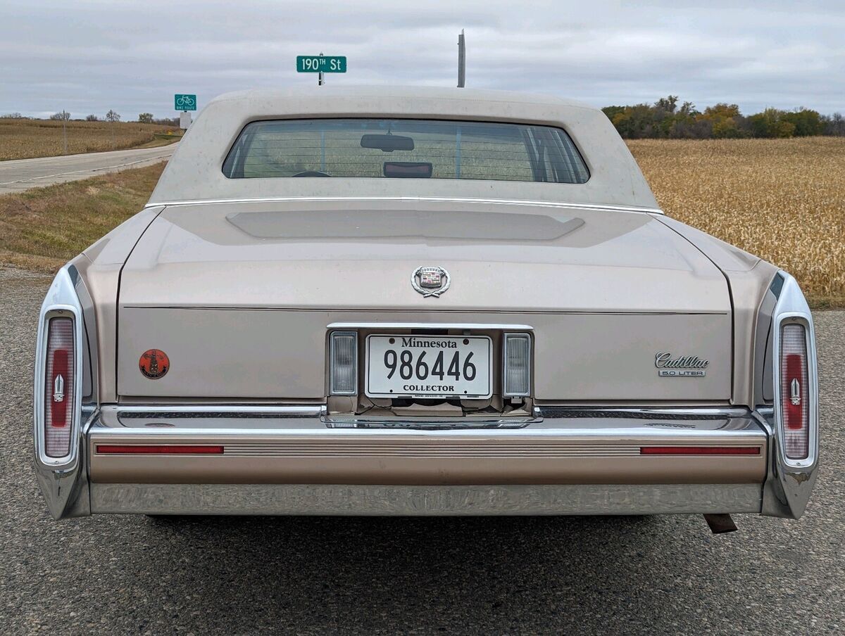 1991 Cadillac Brougham - photo 4