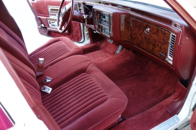 1991 Cadillac Brougham Fleetwood - photo 9