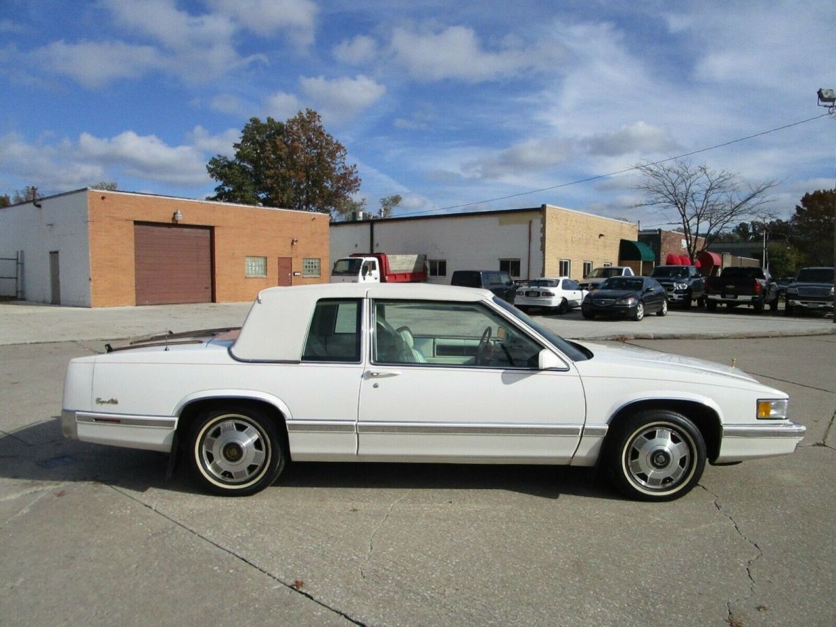 1991 Cadillac DeVille - photo 2
