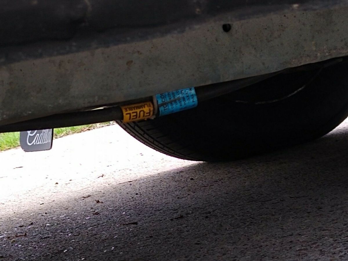 1991 Cadillac DeVille - photo 3