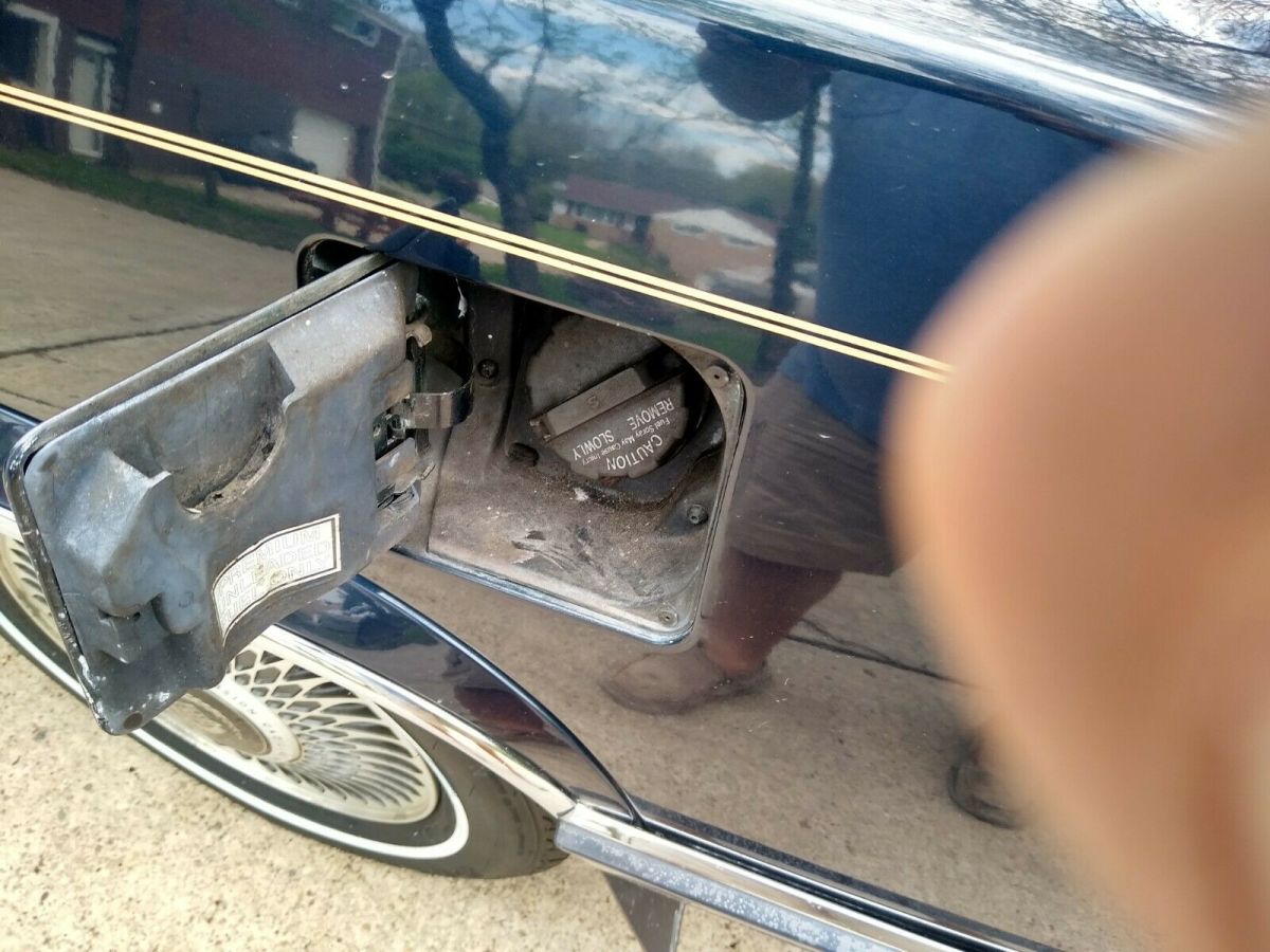 1991 Cadillac DeVille - photo 6