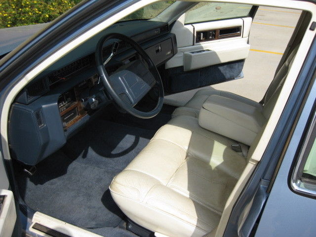 1991 Cadillac DeVille - photo 4