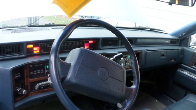 1991 Cadillac DeVille - photo 9