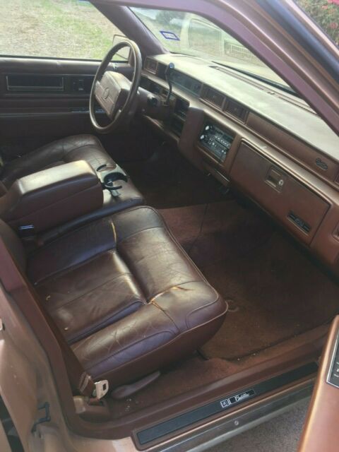1991 Cadillac DeVille Touring - photo 6