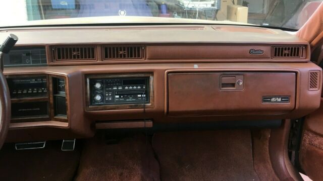 1991 Cadillac DeVille Touring - photo 7