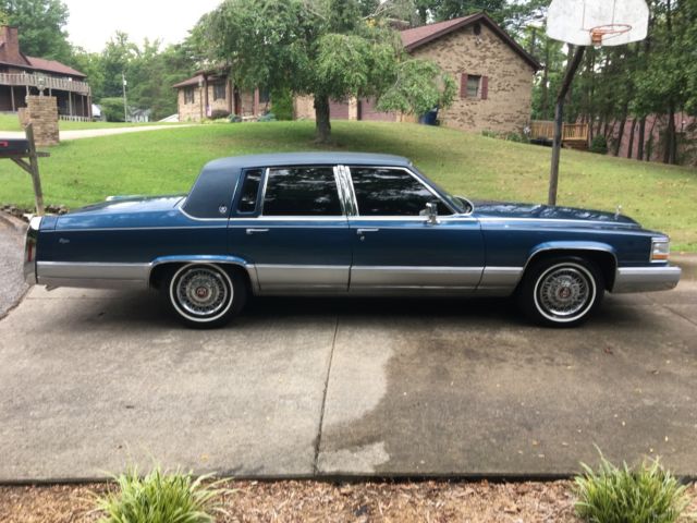 1991 CADILLAC FLEETWOOD BROUGHAM "EXCELLENT LOCALLY OWNED CAR!" 1991 Cadillac Brougham