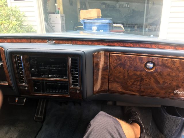 1991 Cadillac Brougham - photo 8