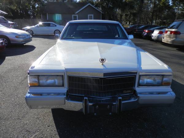 1991 Cadillac Fleetwood - photo 2